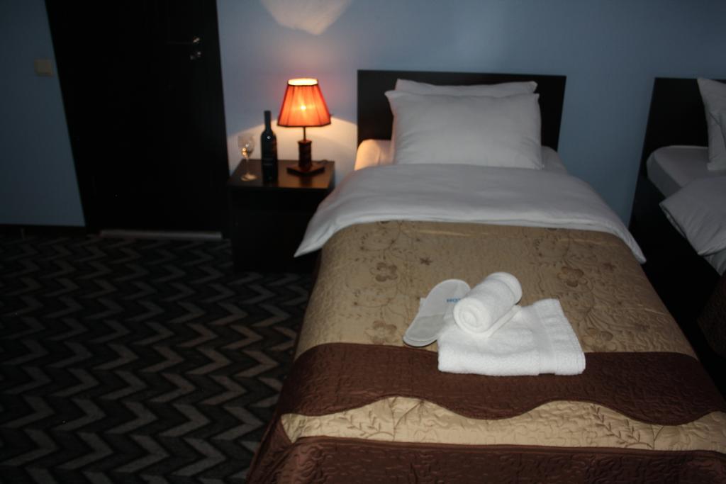 Royal Georgia Hotel Tbilisi Bilik gambar