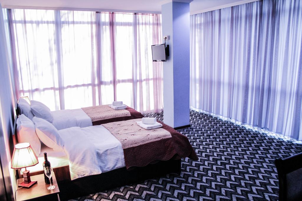 Royal Georgia Hotel Tbilisi Bilik gambar