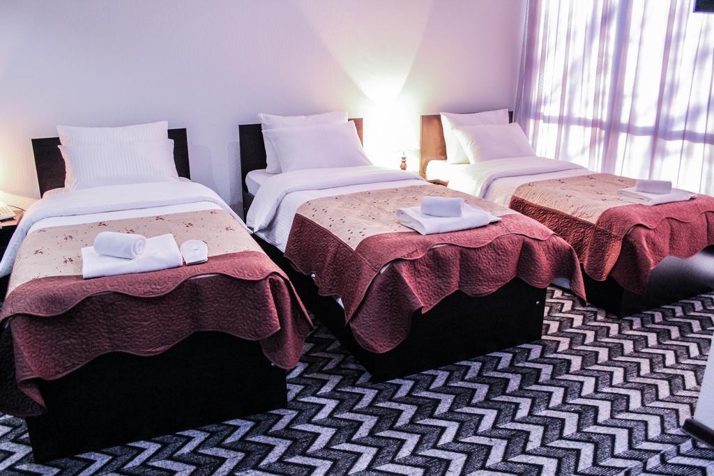 Royal Georgia Hotel Tbilisi Bilik gambar